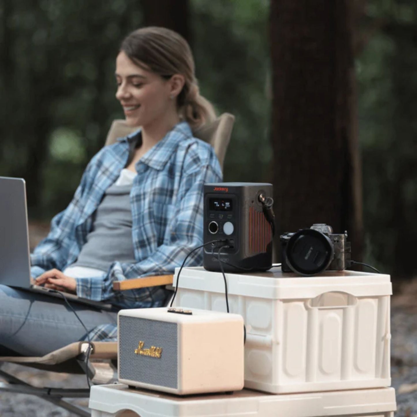 Jackery Explorer 300D Portable Power Station | 288Wh | 300W | 100W Solar Input